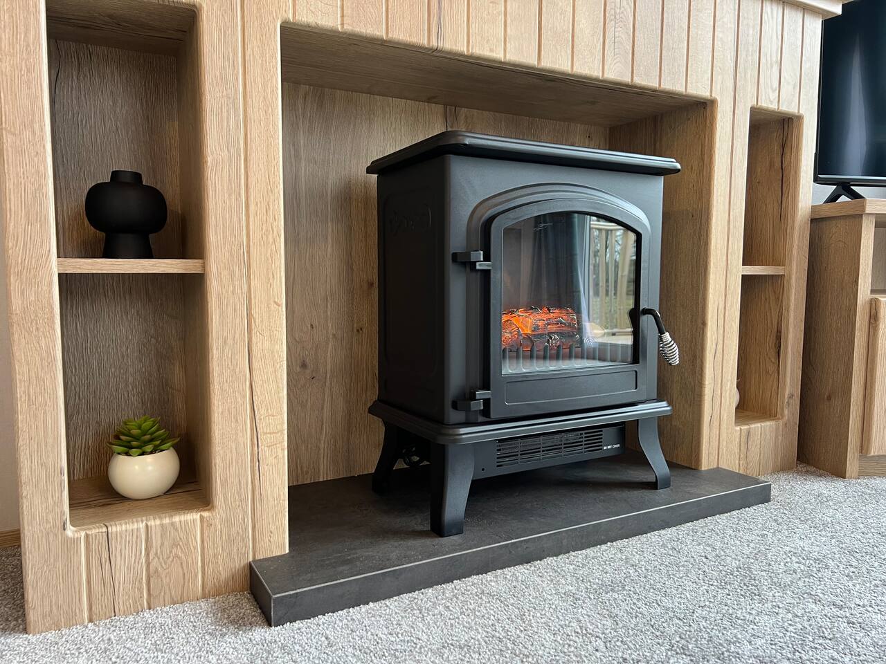 Stove-effect fire inside The Debonair